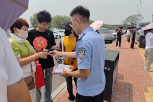 通河县公安局组织开展6.26国际禁毒日宣传活动